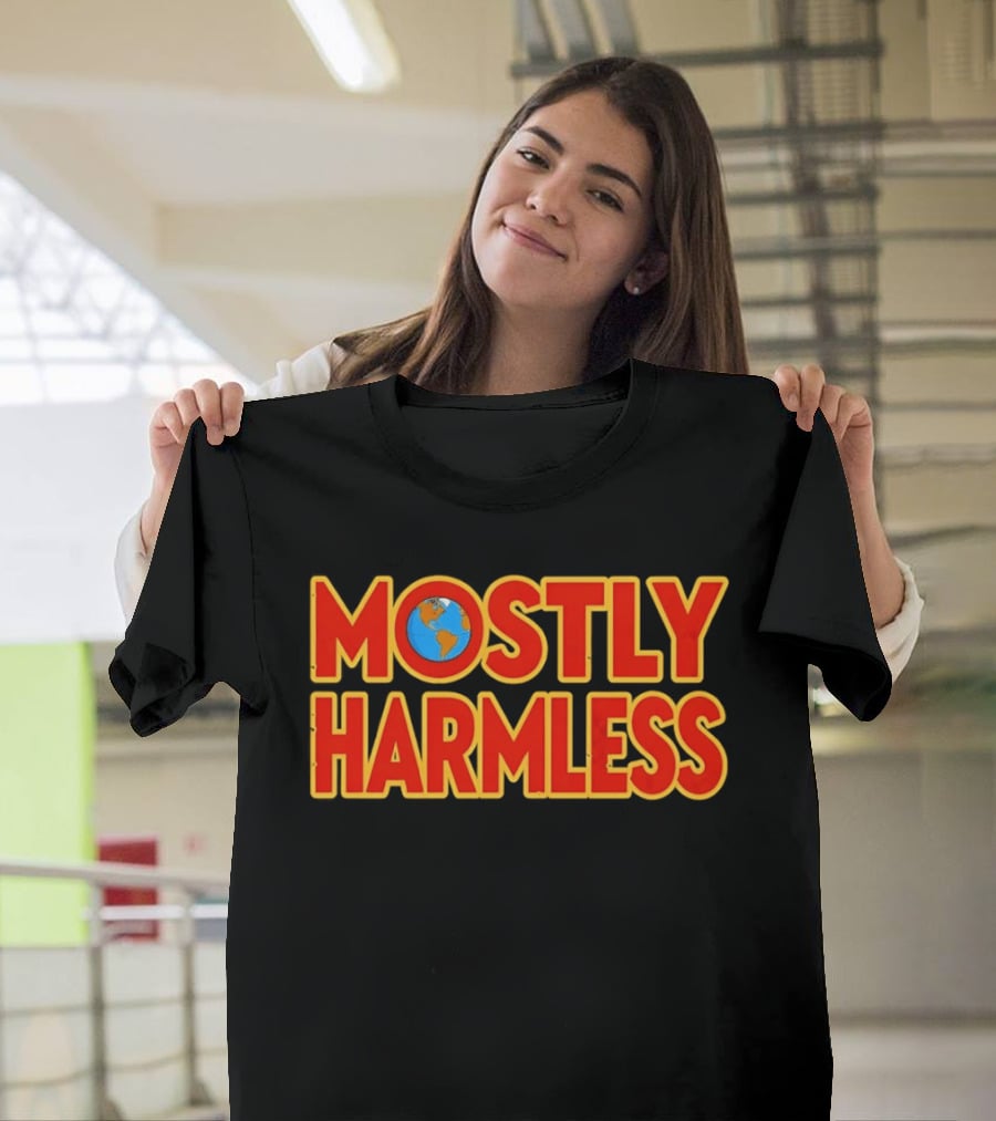 Mostly Harmless Douglas Adams Hitchhiker's Guide To The Galaxy Series 1992 Earth T-Shirt