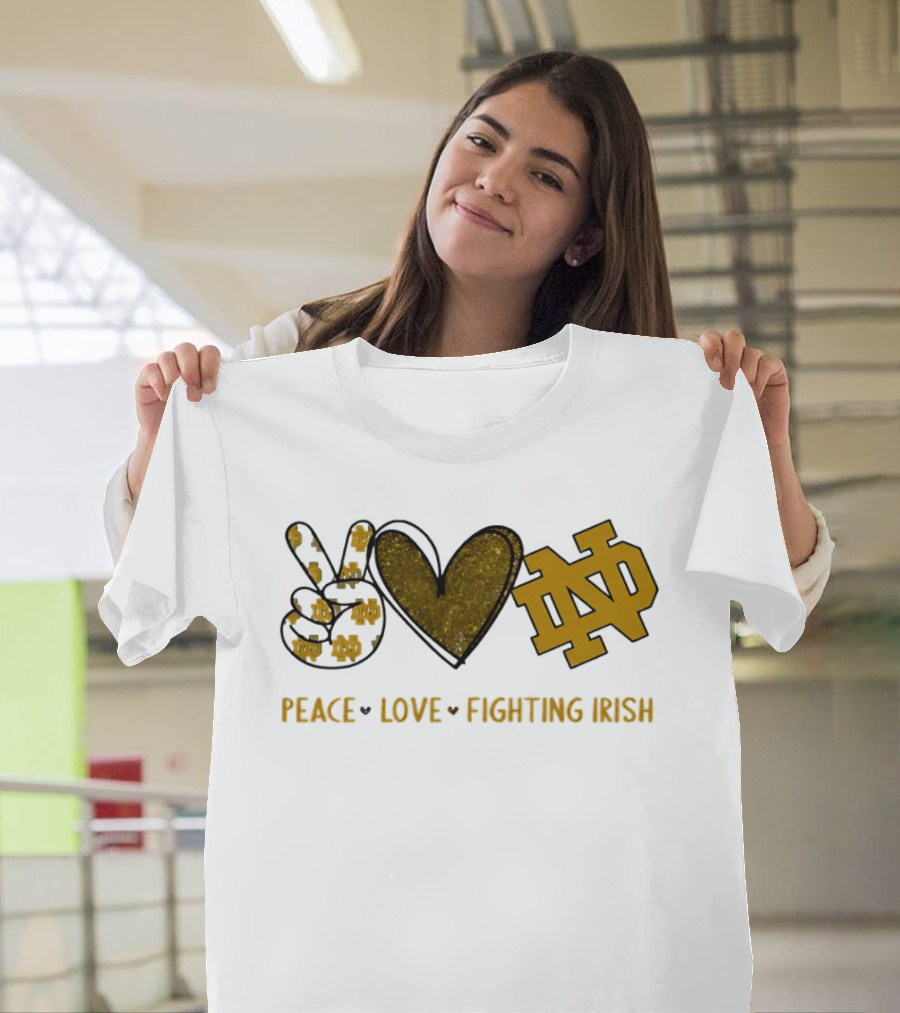Peace Love Notre Dame Fighting Irish Hand Sign Heart Shape ND T-Shirt