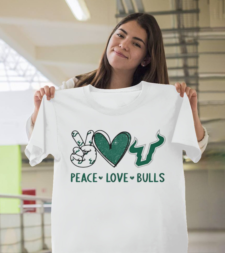 South Florida Bulls Football Peace Love Bulls Heart Sign T-Shirt