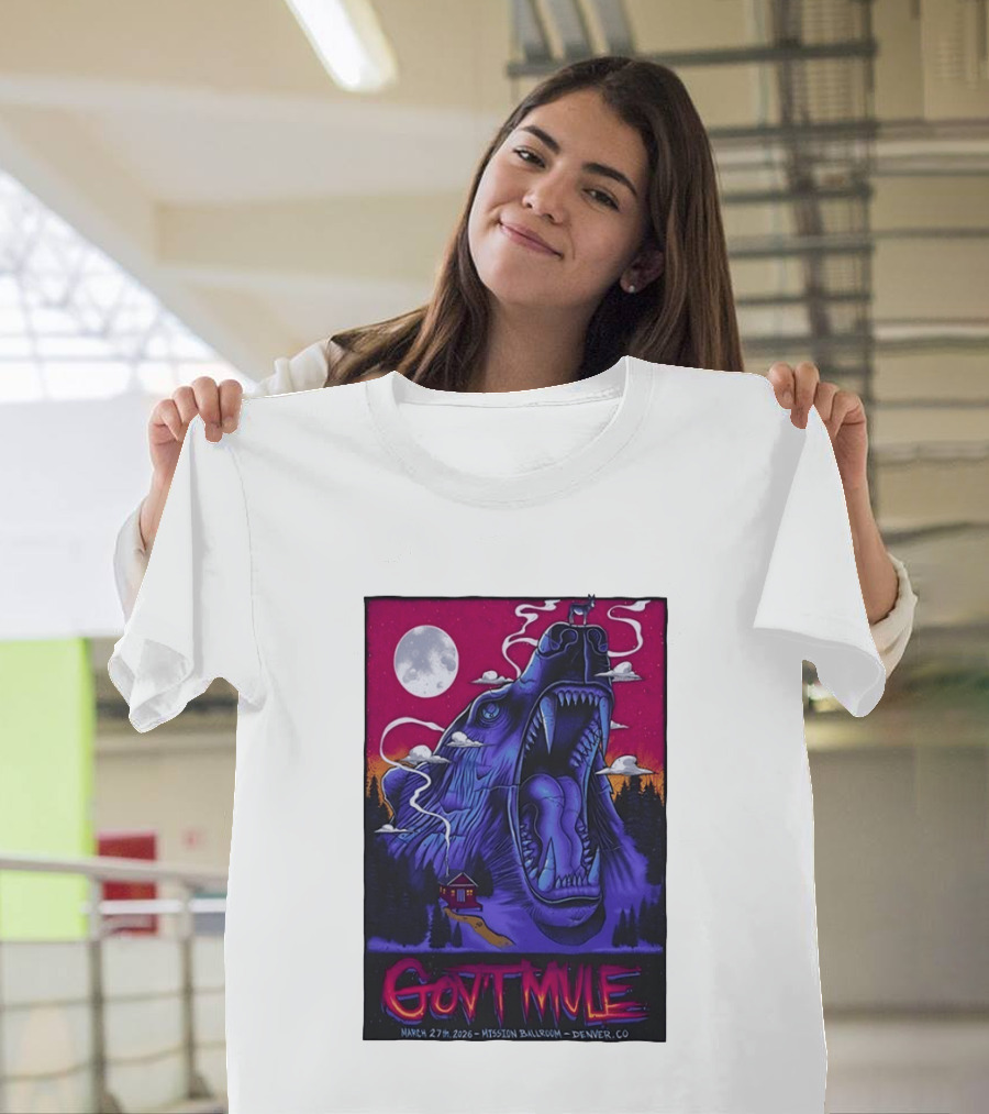 Govt Mule Mission Ballroom Denver March 27 2026 Mystical Bear And Moon Scene T-Shirt