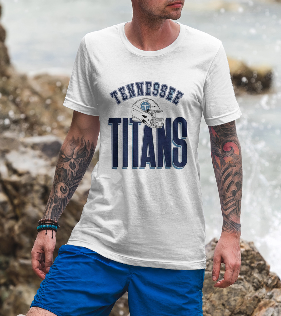Tennessee Titans Helmet Gameday Couture Fierce Focus Relaxed Fit T-Shirt