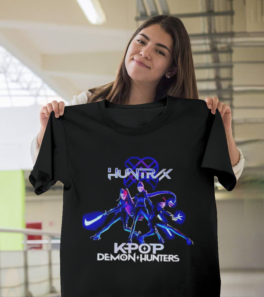 Huntrix K Pop Demon Hunters Nike Swoosh Trio Anime T-Shirt