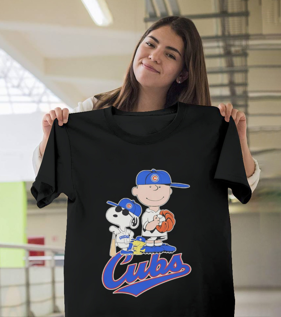 Peanuts Snoopy Woodstock Charlie Brown Chicago Cubs Baseball MLB 2026 T-Shirt
