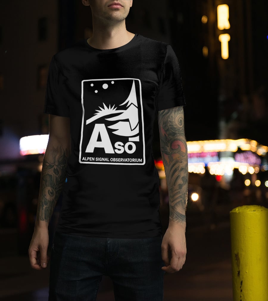 Aso Alpen Signal Observatorium Night Sky T-Shirt