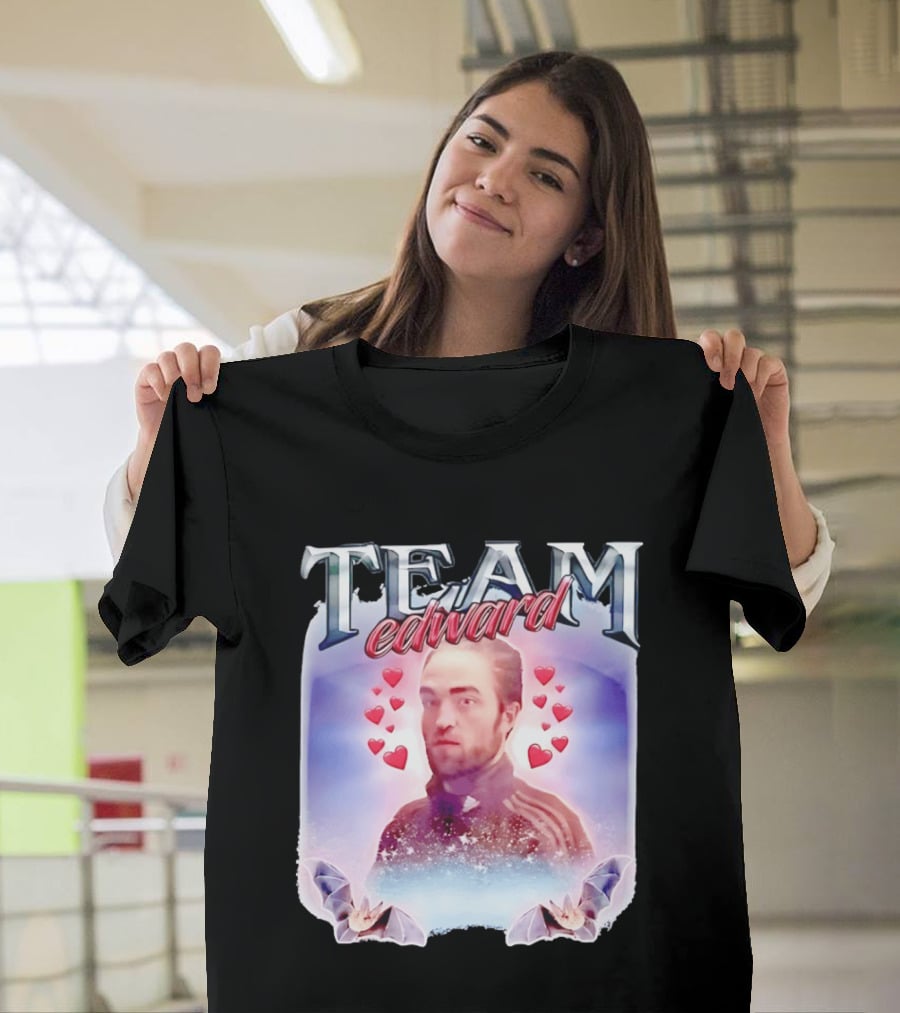 Team Edward Cullen Twilight Saga Heart Vampires T-Shirt