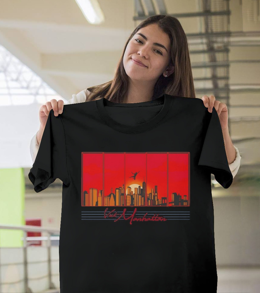 Visit Manhattan Skyline Sunlit Silhouette Red Sunset T-Shirt
