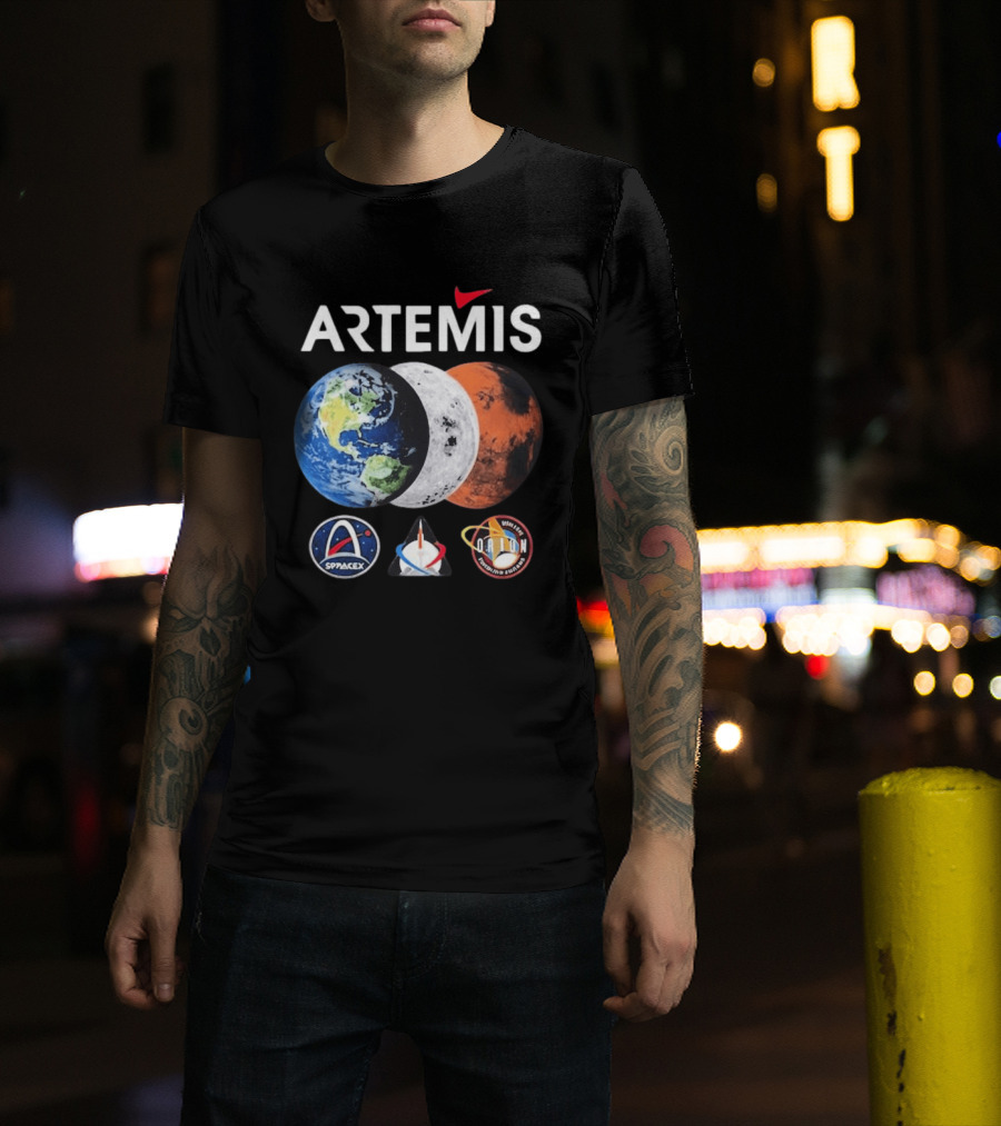 Artemis SpaceX Orion Mission Moon Earth Mars T-Shirt