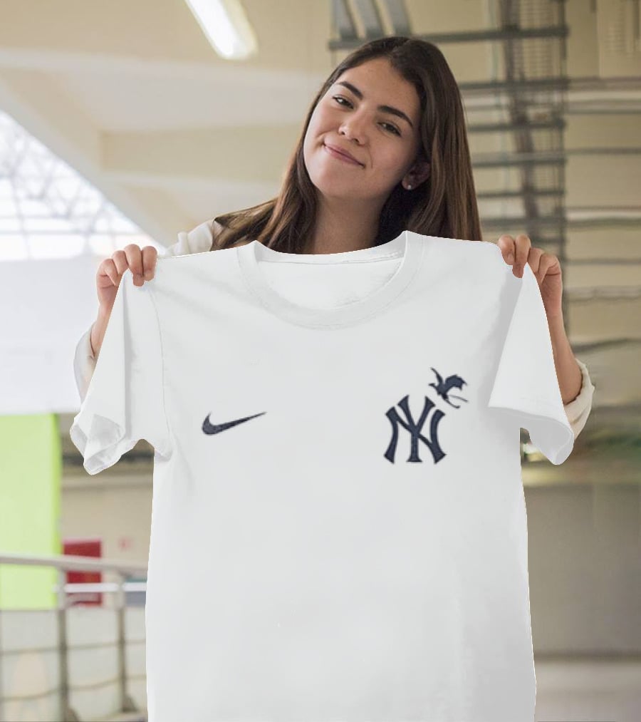 Nike New York Yankees Fourth Wing Nights T-Shirt