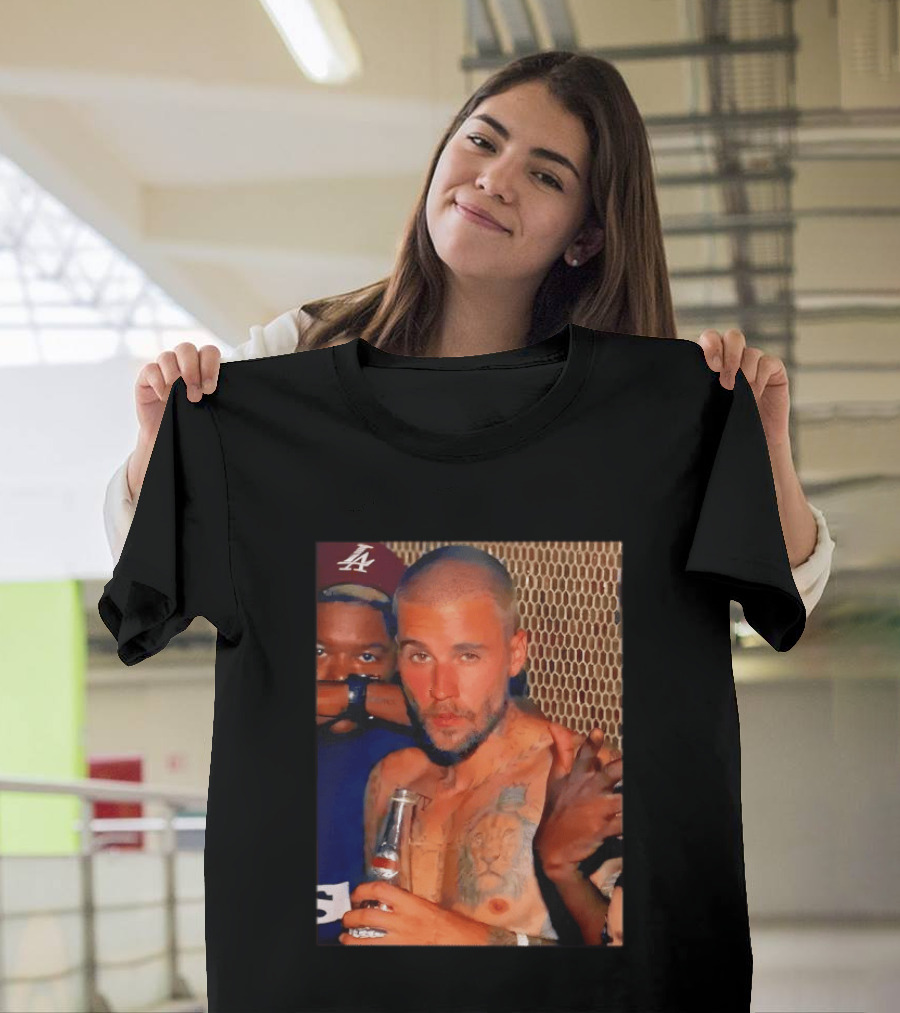 Justin Bieber Holding Beer Photo T-Shirt
