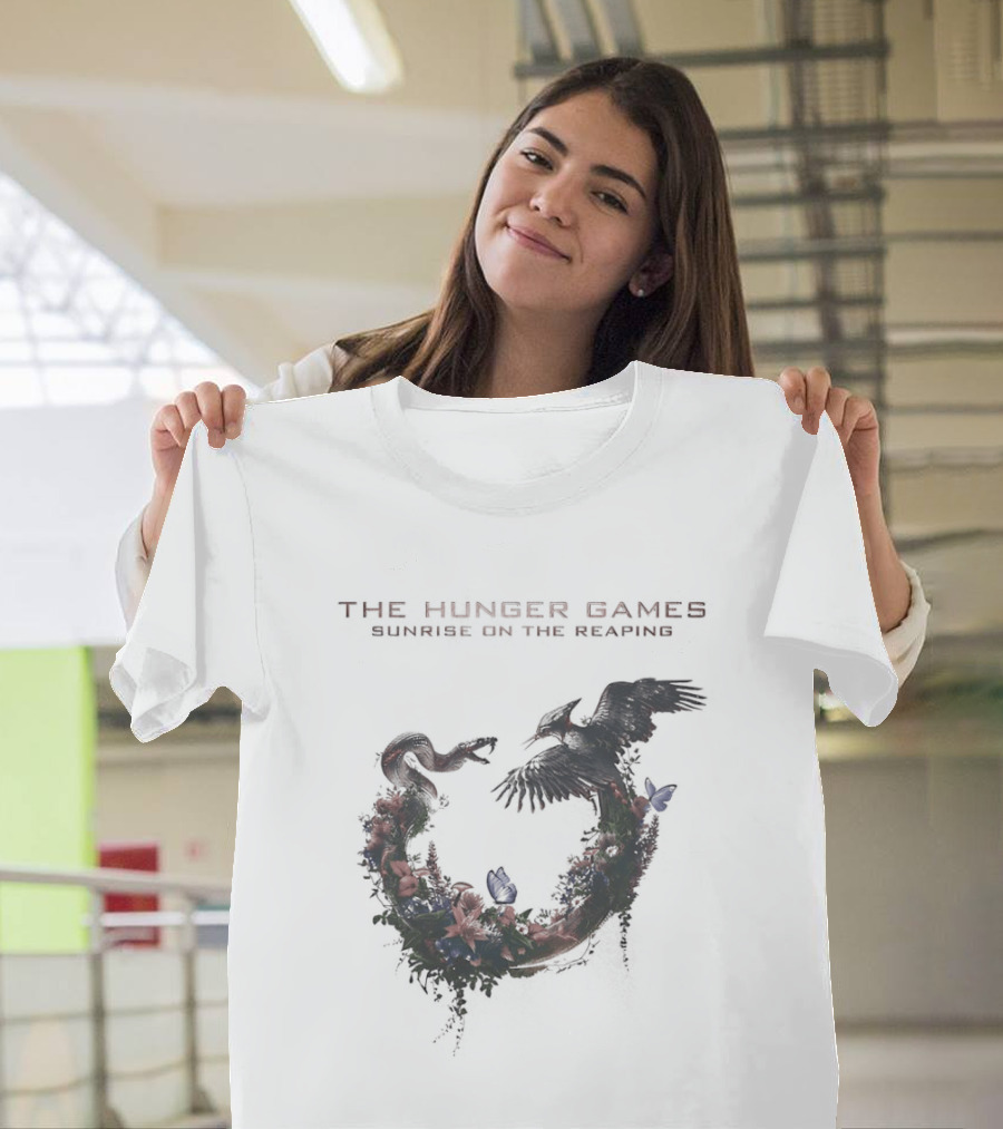 The Hunger Games Sunrise On The Reaping Snake And Bird Wreath T-Shirt