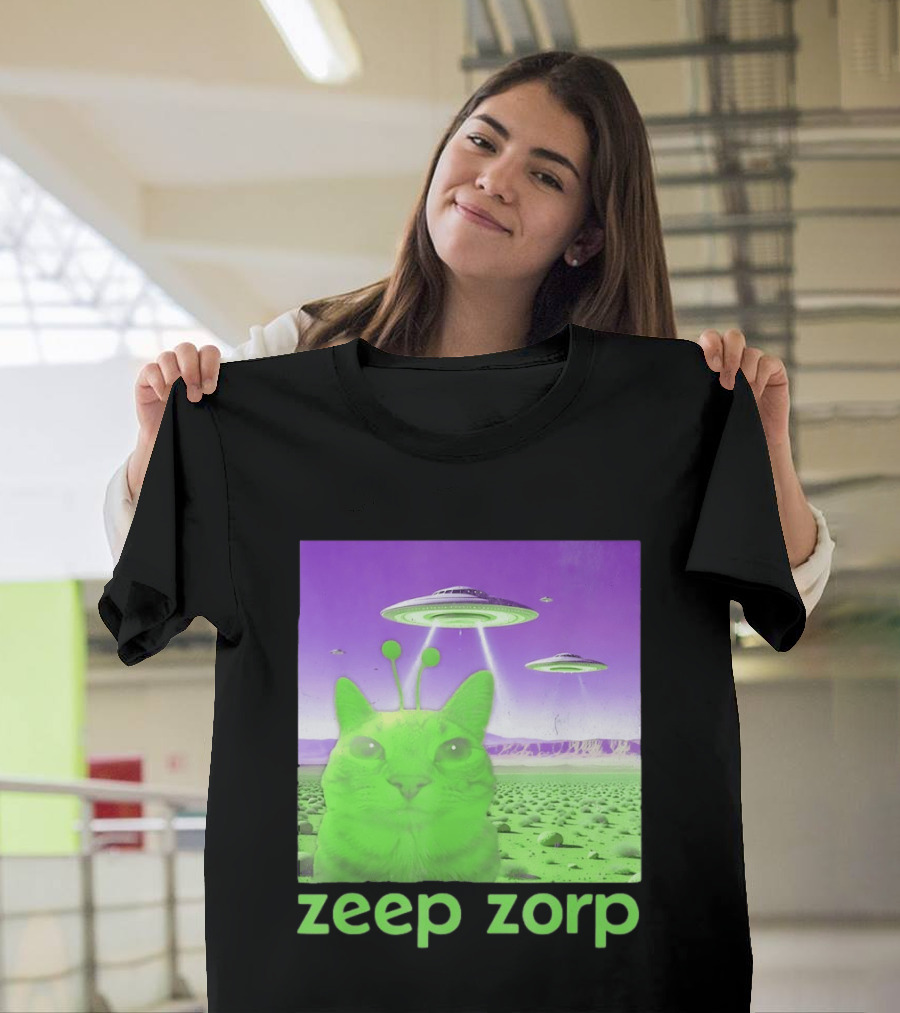 Zeep Zorp Green Cat Alien With UFOs In Space Desert Scenery T-Shirt