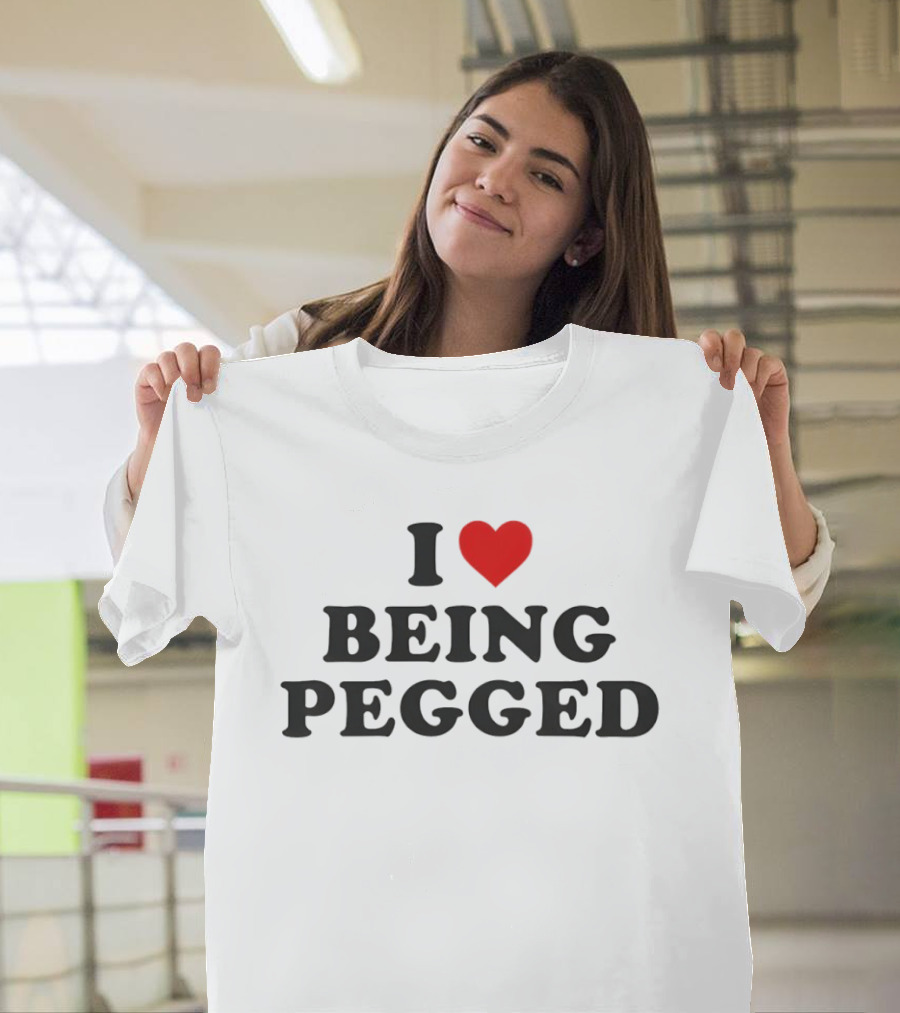 I Love Heart Being Pegged Bold Text Black And Red T-Shirt