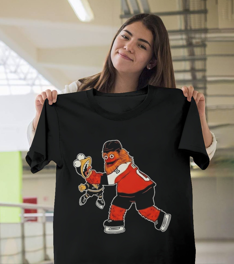 Gritty Vs Iceburgh Philadelphia Flyers Pittsburgh Penguins Hockey Meme T-Shirt