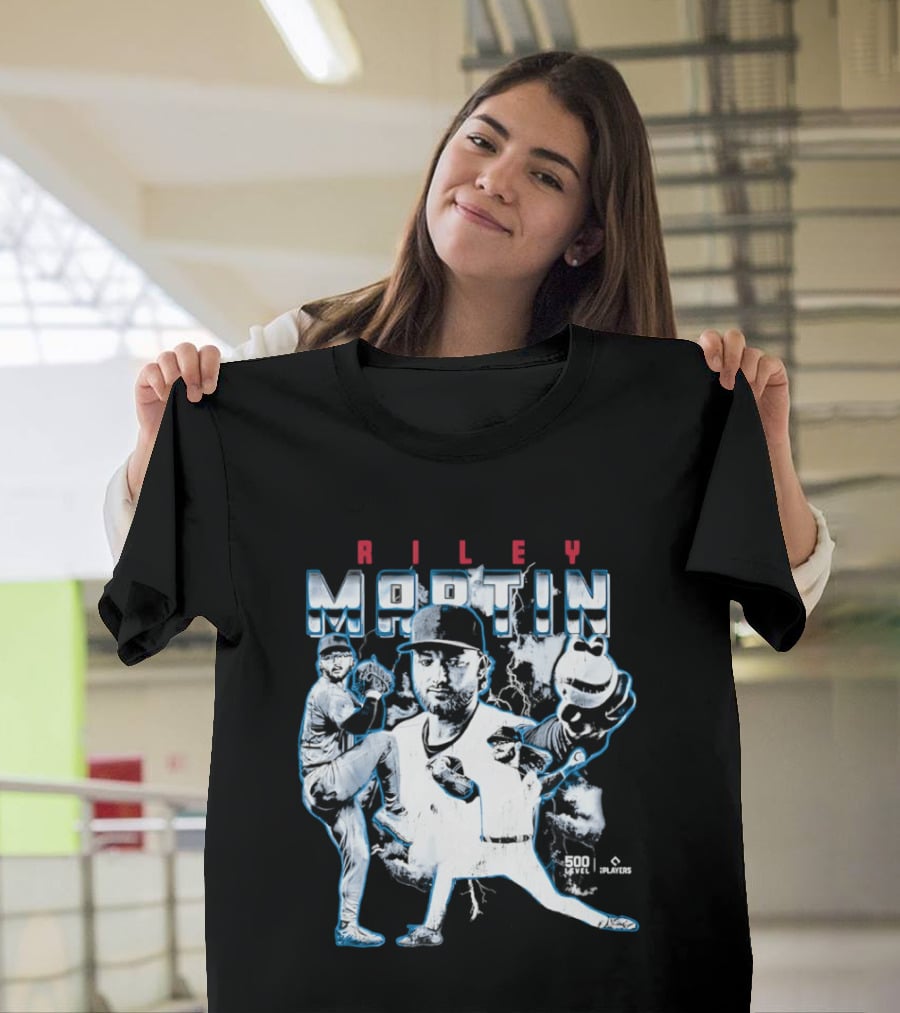 Riley Martin Chicago Cubs MLB Lightning Pitcher Action Scene T-Shirt