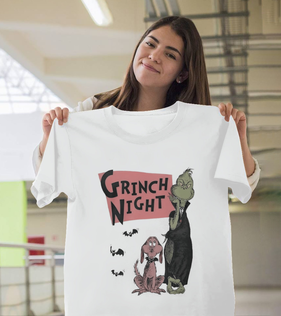 Grinch And Max Halloween Night Spooky Scene T-Shirt