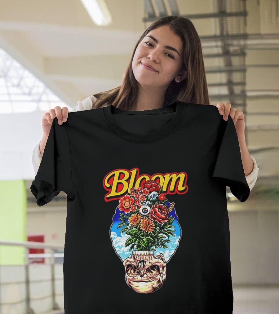 Bloom Skulls And Flowers Summer Classic Vibrant Floral Eyeball T-Shirt