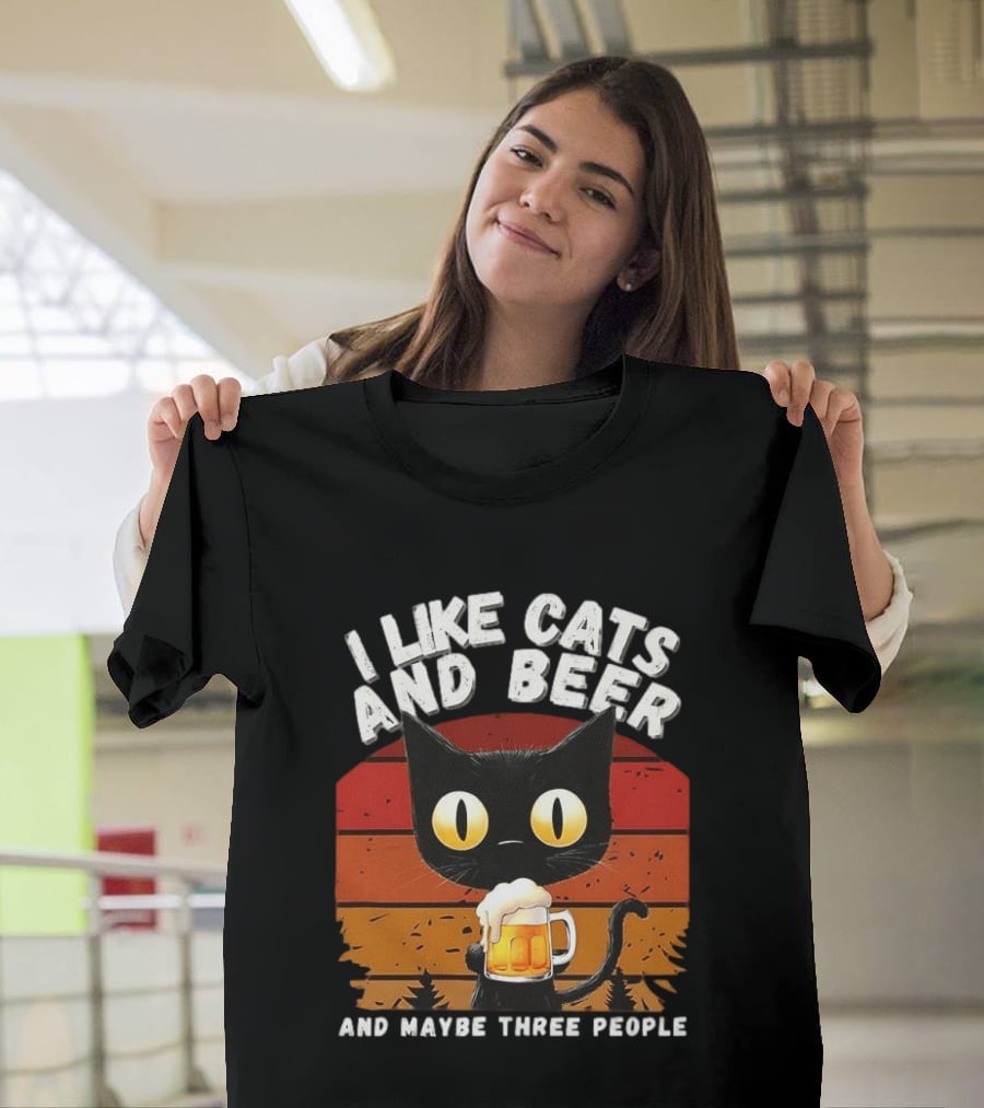 I Like Cats And Beer And Maybe Three People Sunset T-Shirt