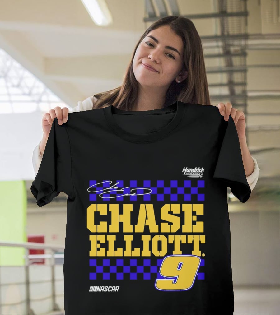 Chase Elliott 9 NASCAR Hendrick Motorsports Vive La Fete Autographed T-Shirt