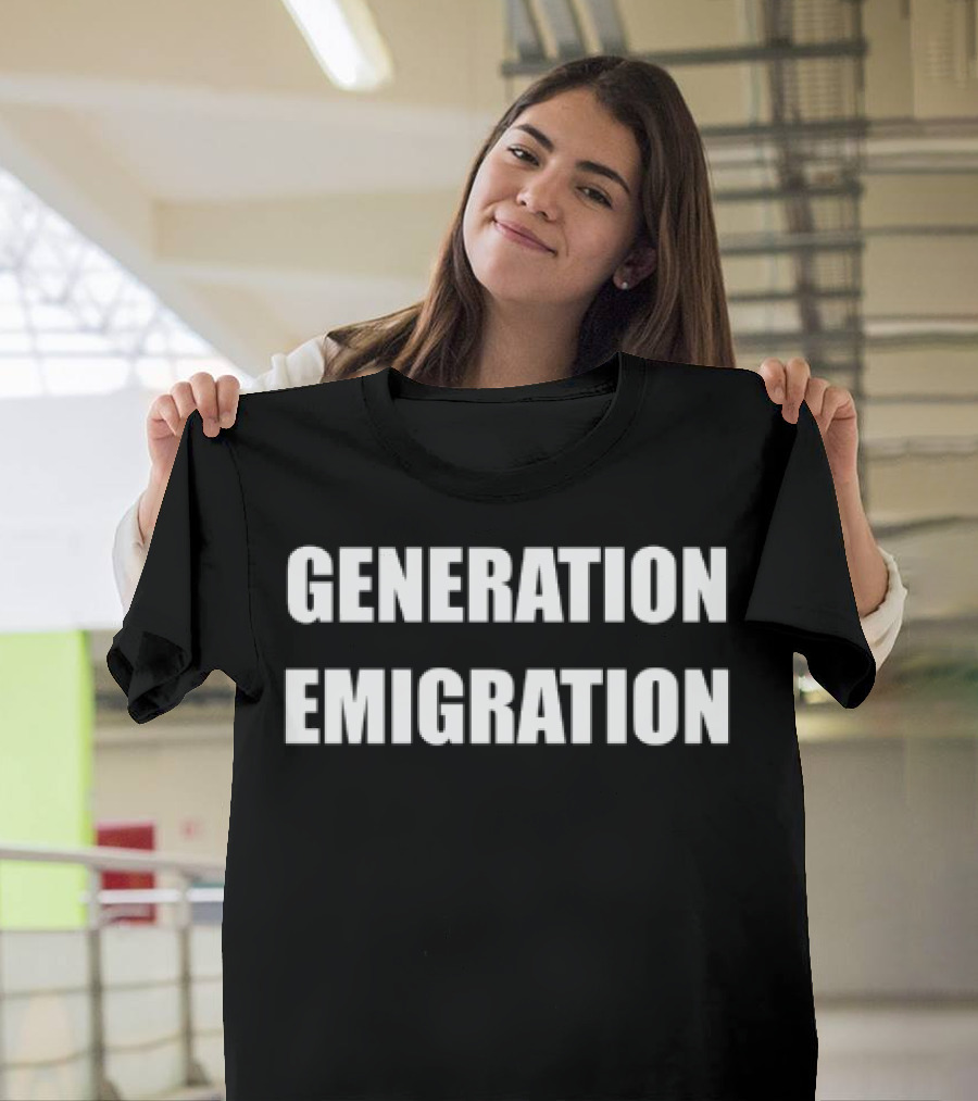 Generation Emigration Eva Vlaardingerbroek T-Shirt