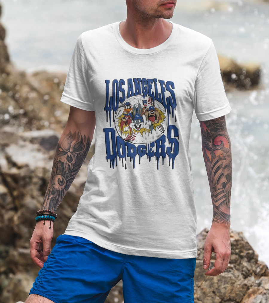 Los Angeles Dodgers Looney Tunes Dripping Vintage Style T-Shirt