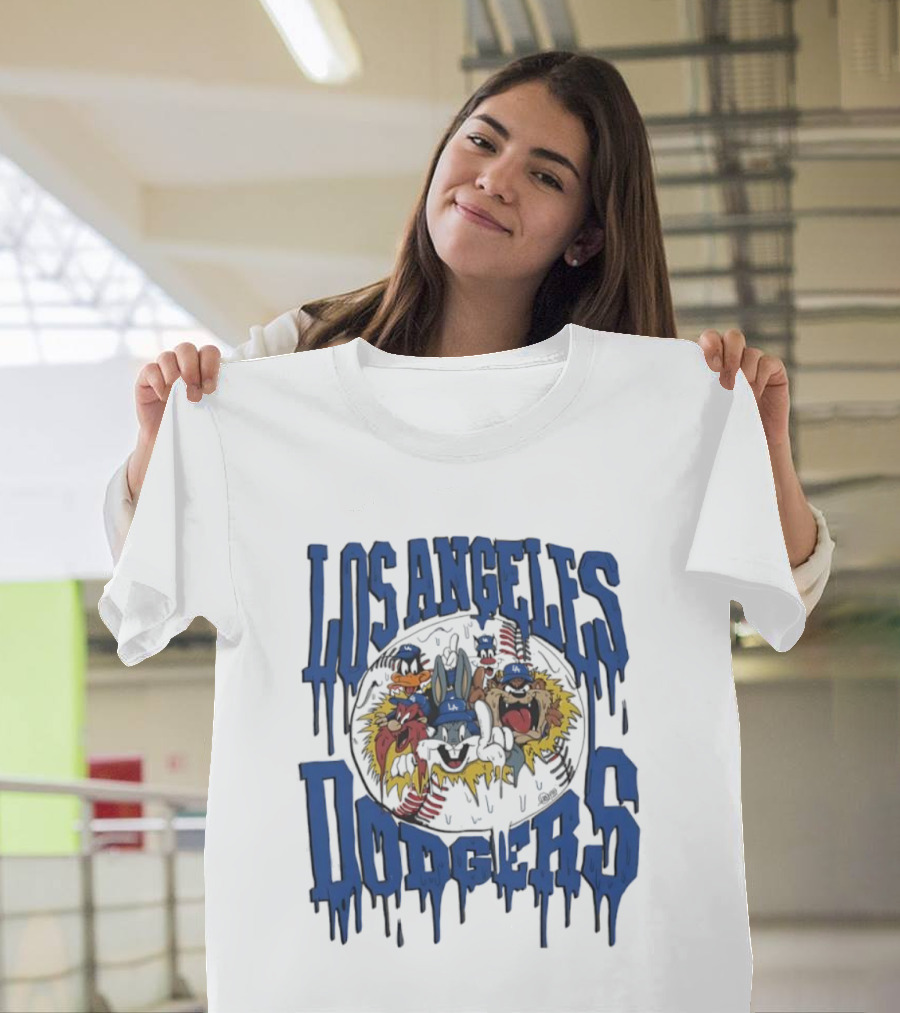 Los Angeles Dodgers Looney Tunes Dripping Vintage Style T-Shirt