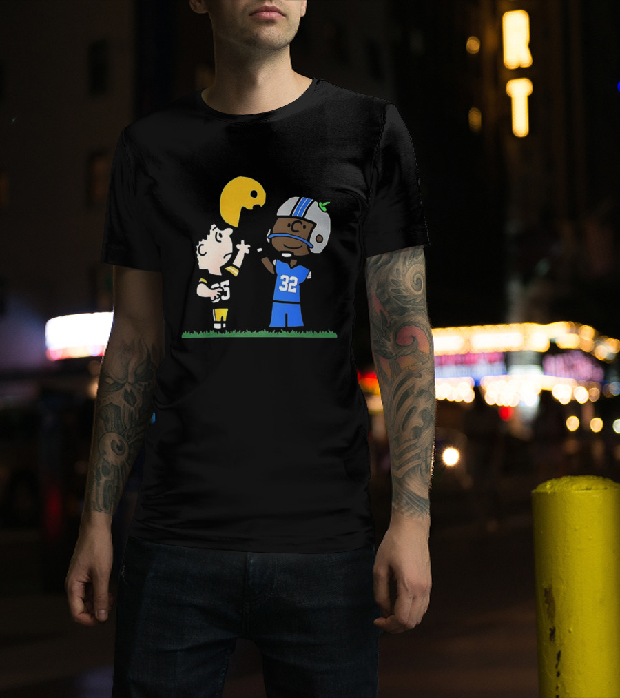 Green Bay Packers Vs Detroit Lions Peanuts Cartoon Lucy Charlie Brown Football T-Shirt