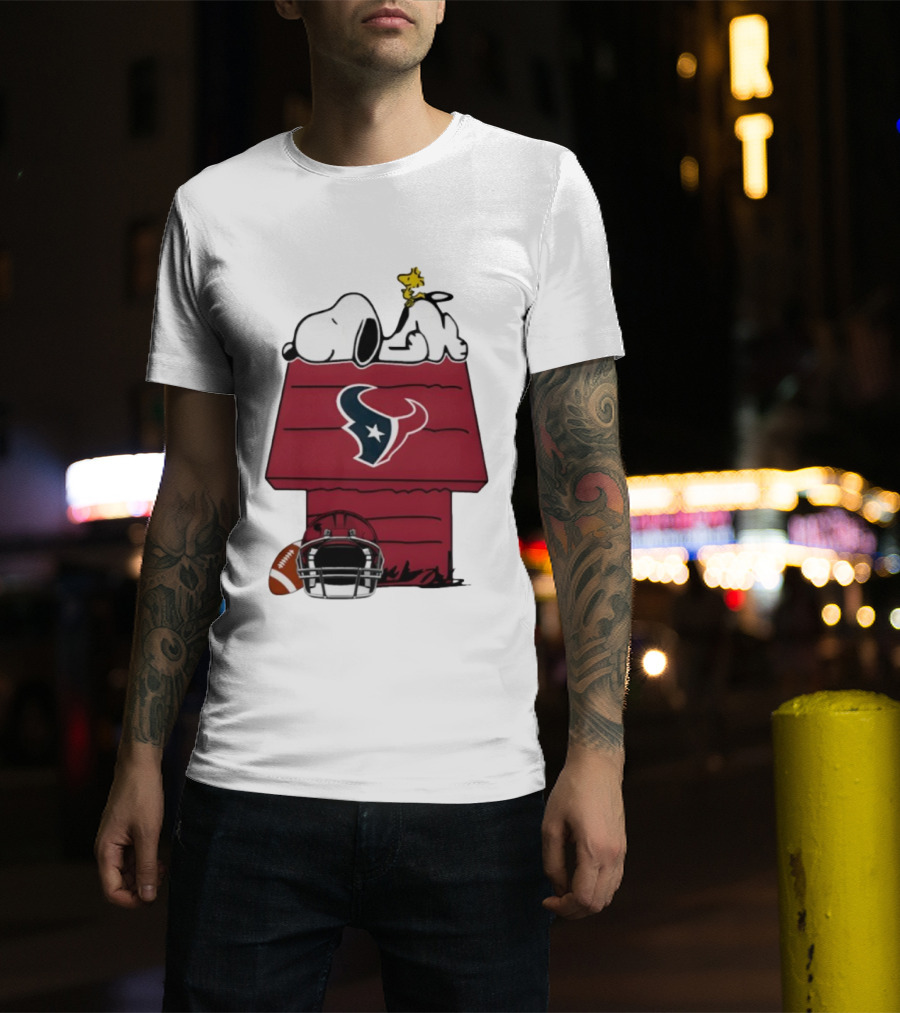 Houston Texans Snoopy Woodstock Peanuts Football House Doghouse Helmet T-Shirt
