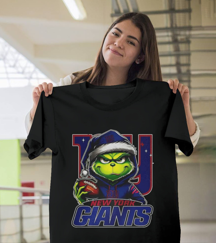 Grinch in Santa Hat Holding Football New York Giants NFL Christmas T-Shirt