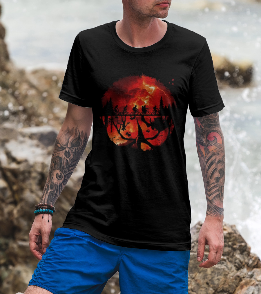 Welcome To The Upside Down 80s Horror TV Show Sunset Scene T-Shirt