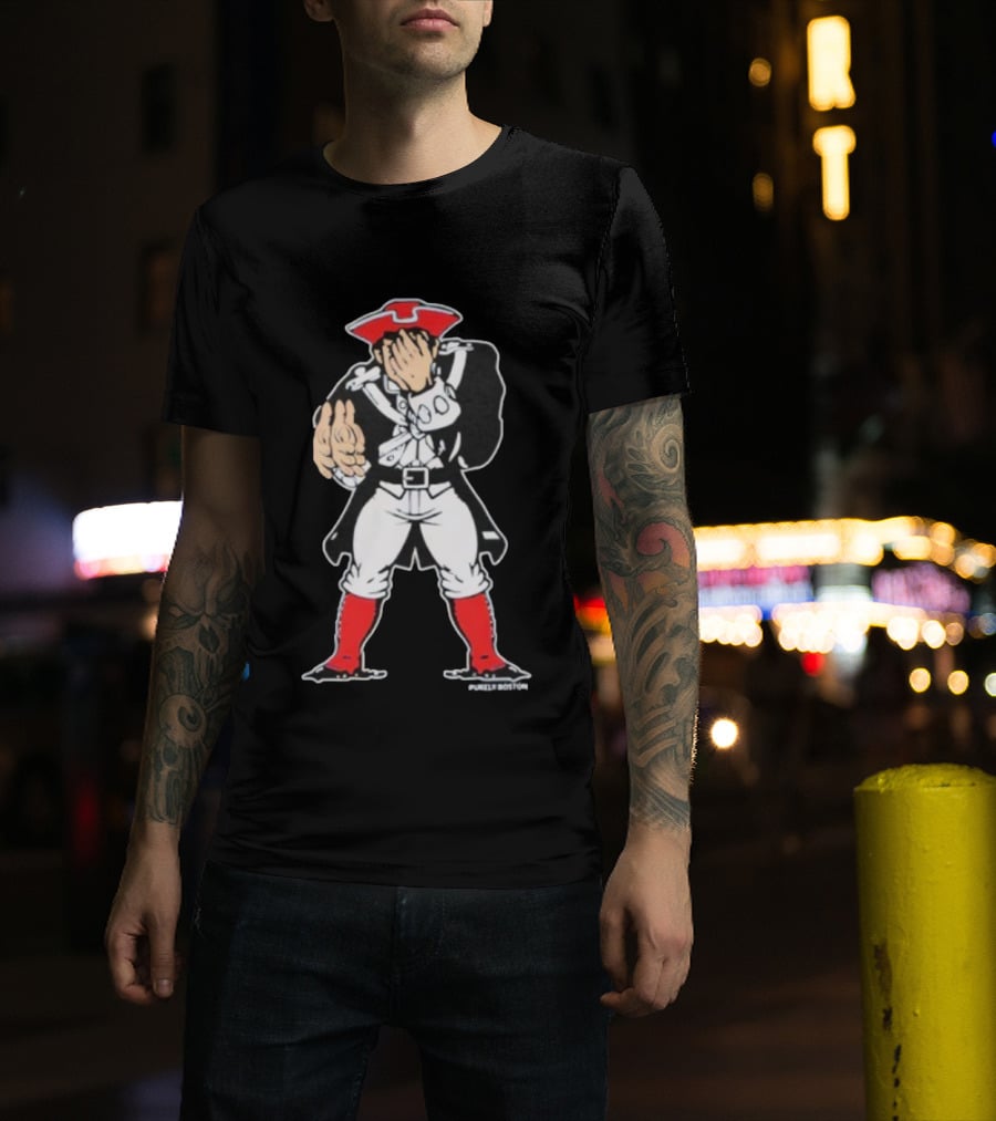 Pats Victory Hand Facepalm New England Patriots NFL Vintage Character T-Shirt