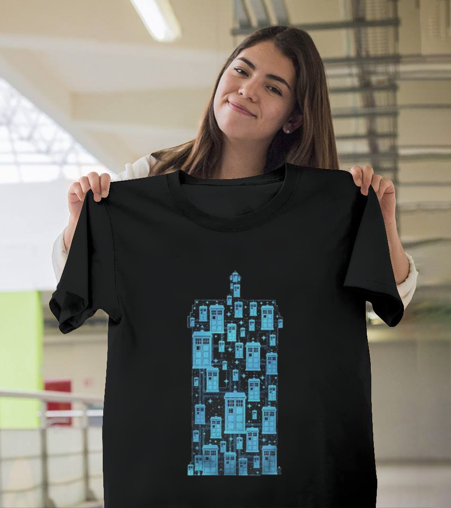Doctor Who Tardis Time Machine Iconic Sci-Fi Police Box Pattern T-Shirt