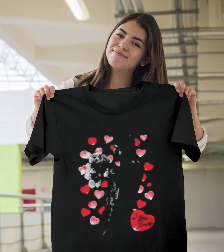 Chris Brown I Love Breezy Heart Petals T-Shirt