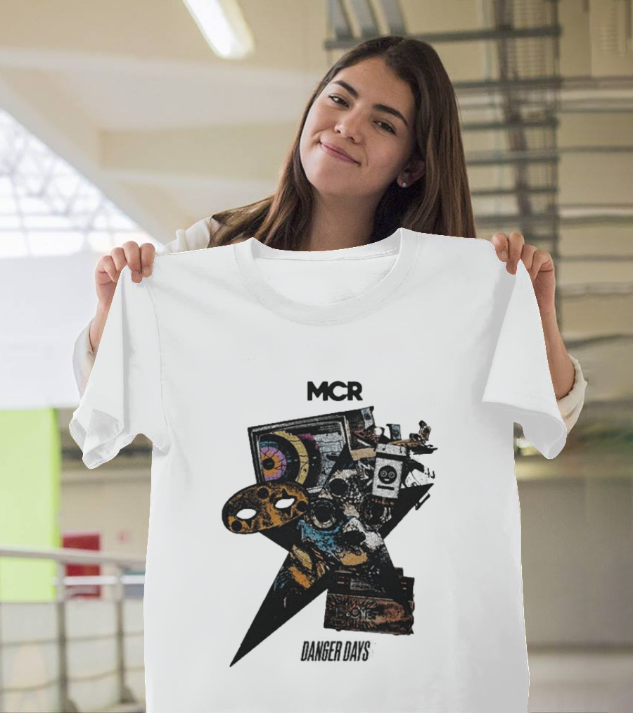 MCR Danger Days Collage Target Robot Gaming Controller T-Shirt