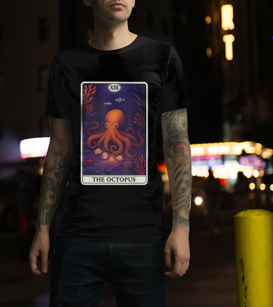 Octopus Tarot Card XIII Ocean Creatures Underwater Scene T-Shirt