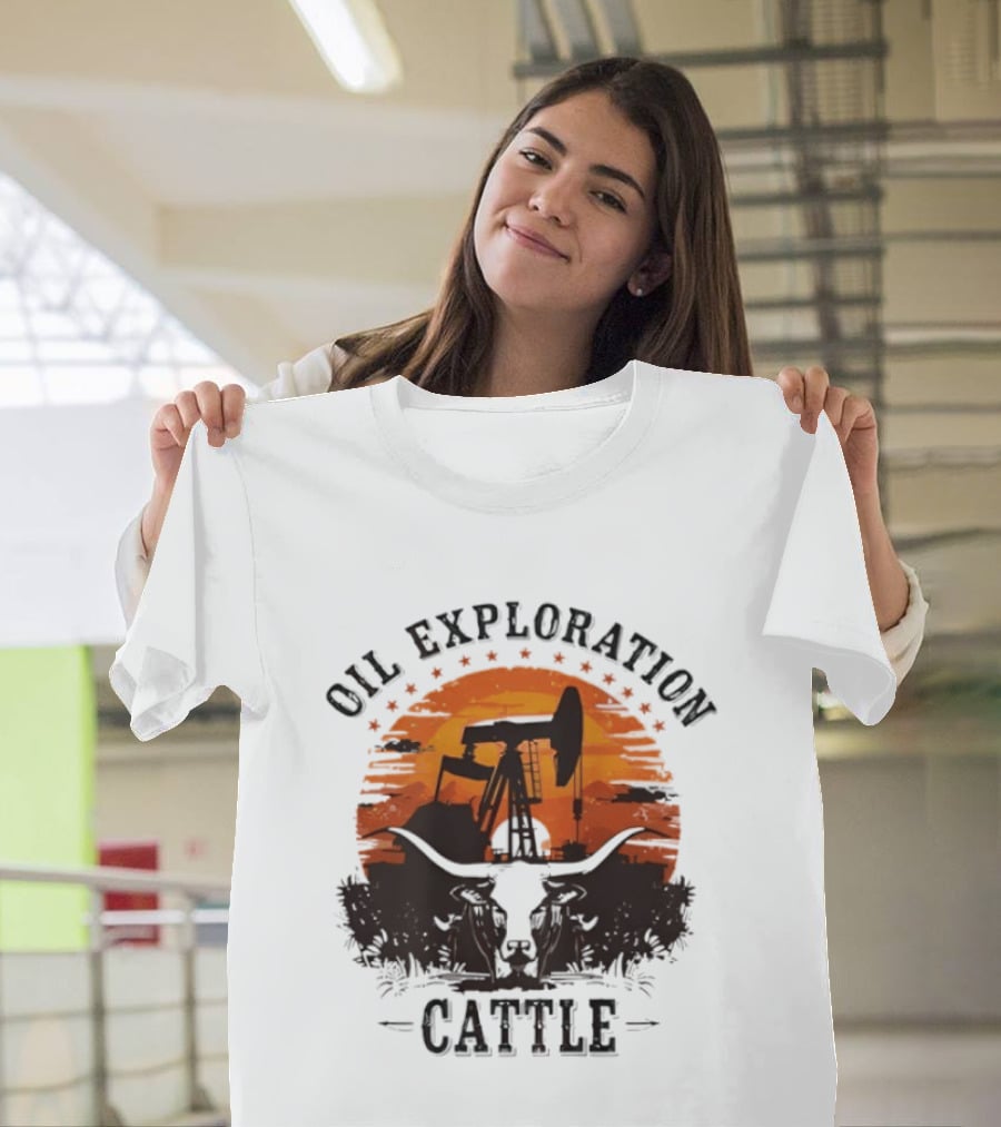 Oil Exploration Cattle Retro Vintage Pumpjack Sunset Scene T-Shirt