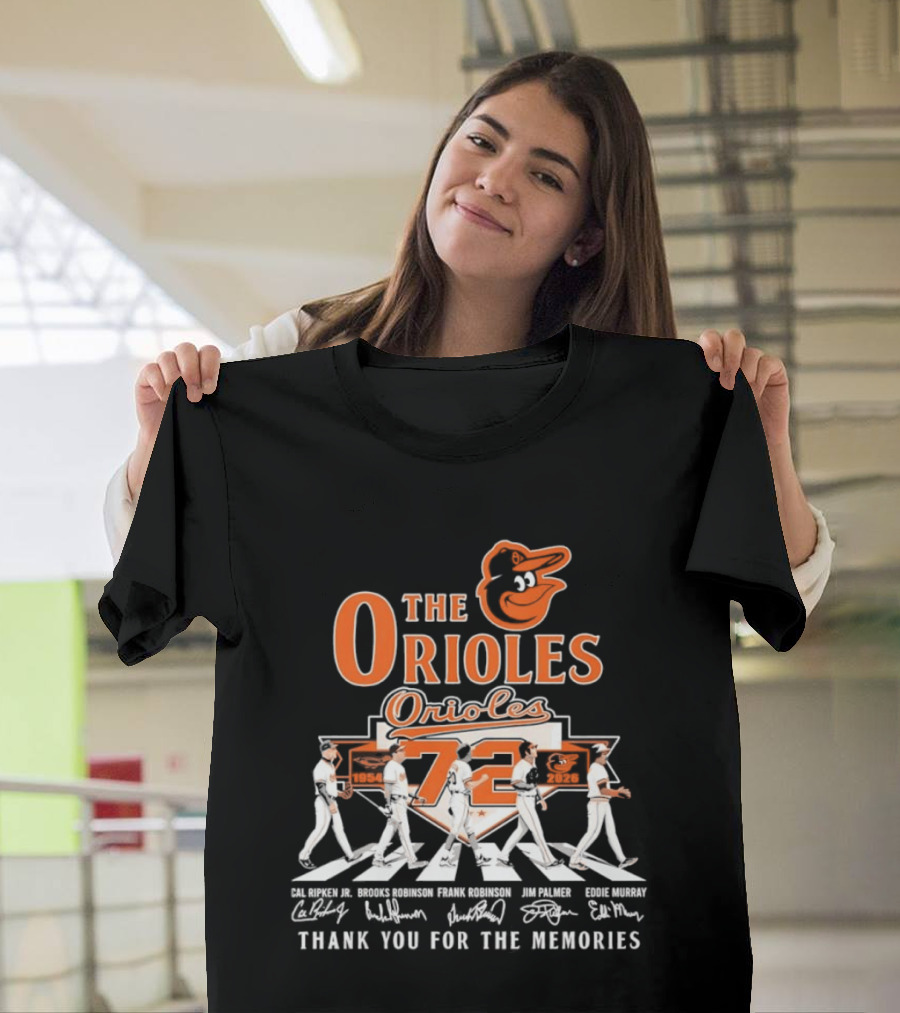 The Orioles 72 Abbey Road Ripken Robinson Murray Palmer Thank You For The Memories T-Shirt
