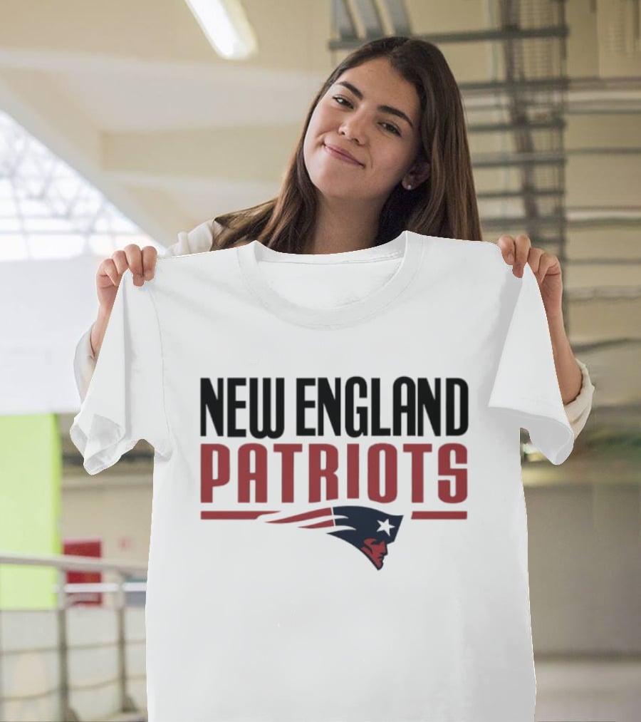 New England Patriots Football Fan Gear T-Shirt