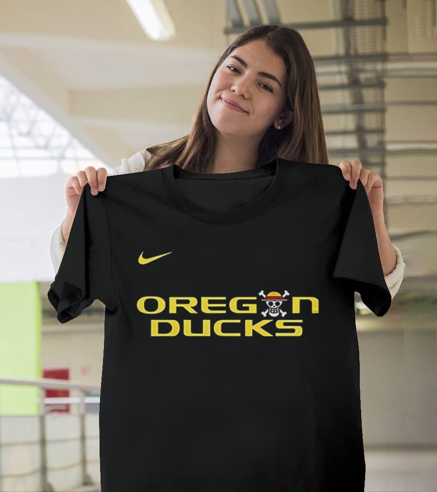Nike Oregon Ducks One Piece Collaboration Luffy Pirate T-Shirt