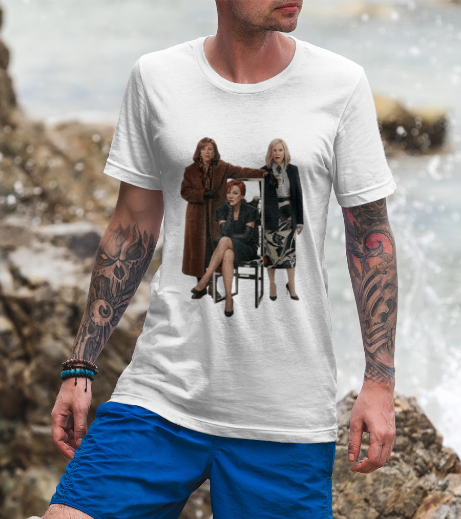 Catherine O'Hara Moira Schitt's Creek Iconic Fashion Ensemble T-Shirt
