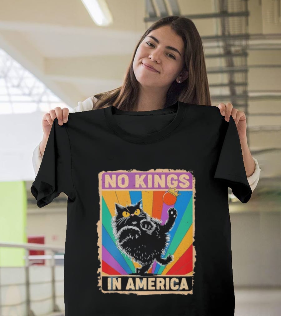 No Kings In America Black Cat Anti Trump Rainbow Kingslayer T-Shirt