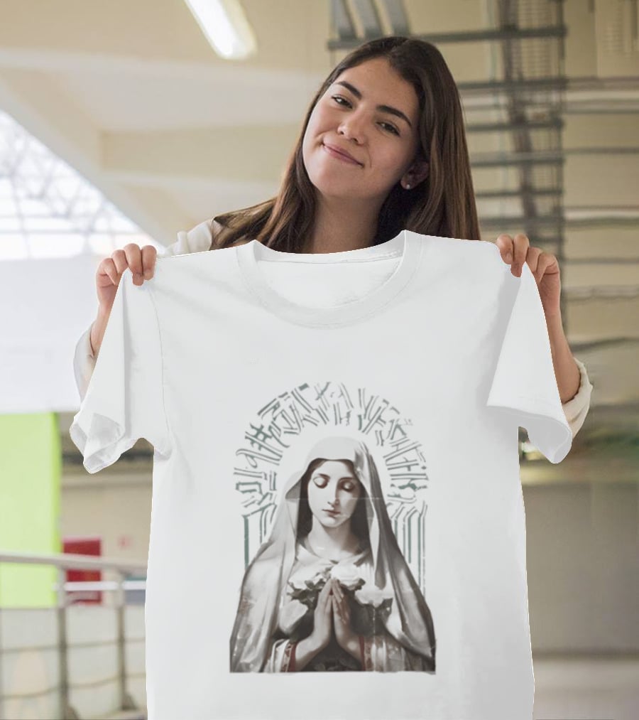 Virgin Mary With White Roses Holy Mary Mother Of Us Pray For Us Gothic T-Shirt