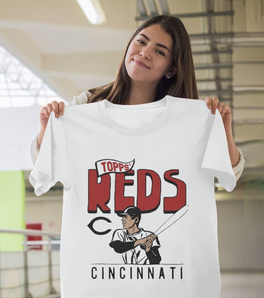 MLB Topps Cincinnati Reds Cartoon Player T-Shirt