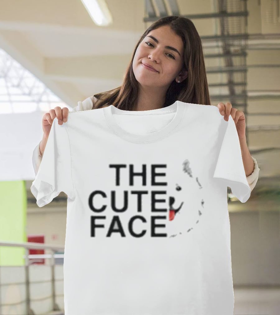 The Cute Face Samoyed Dog T-Shirt