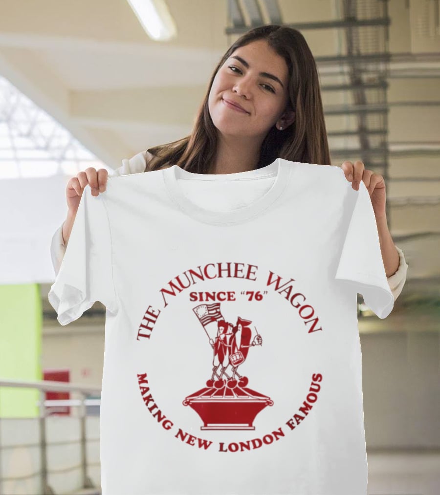 The Munchee Wagon Since '76 Making New London Famous T-Shirt