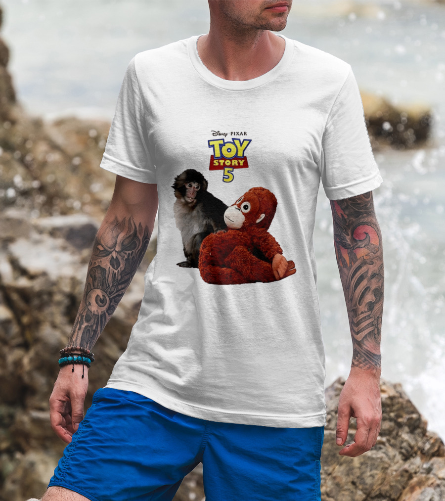 Disney Pixar Toy Story 5 Macaco Punch Stuffed Monkey T-Shirt