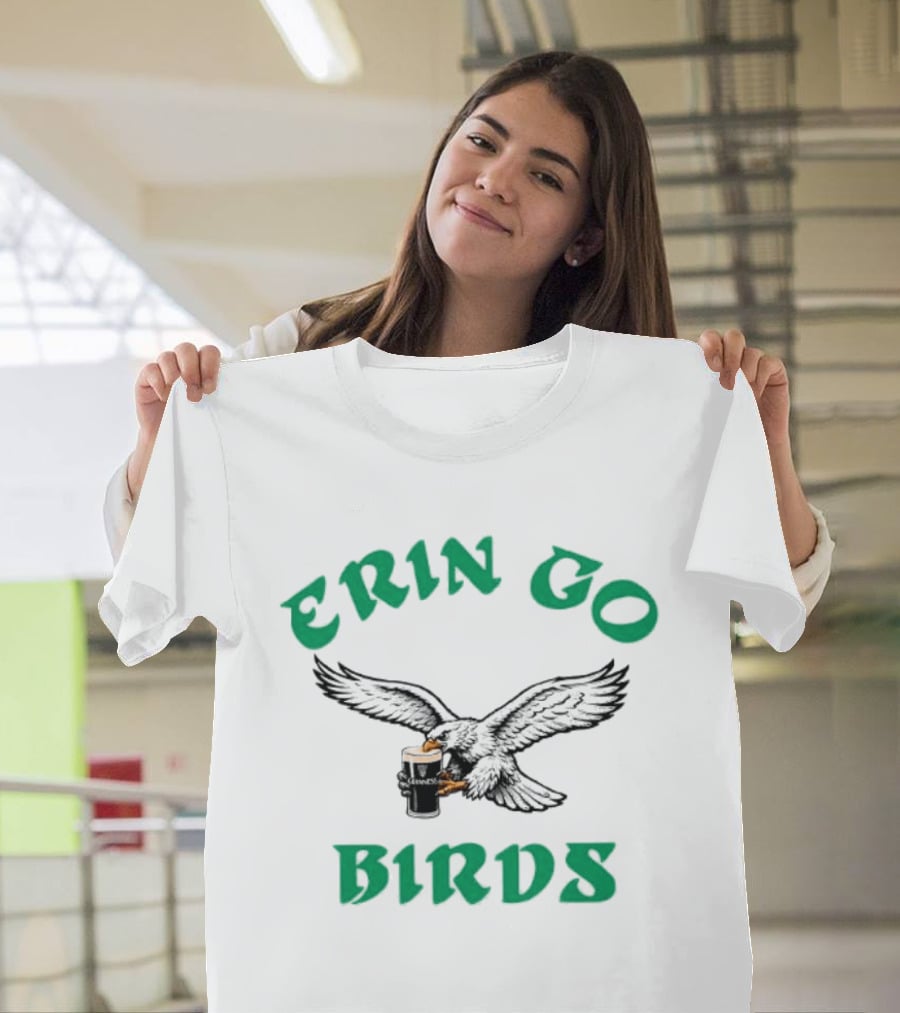 Philadelphia Eagles Erin Go Birds Beer Holding Eagle T-Shirt
