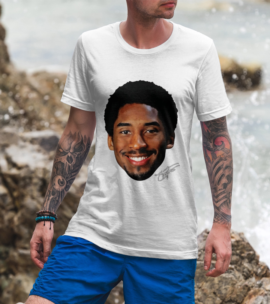 Kobe Bryant Big Face All Smiles NBA Legend T-Shirt