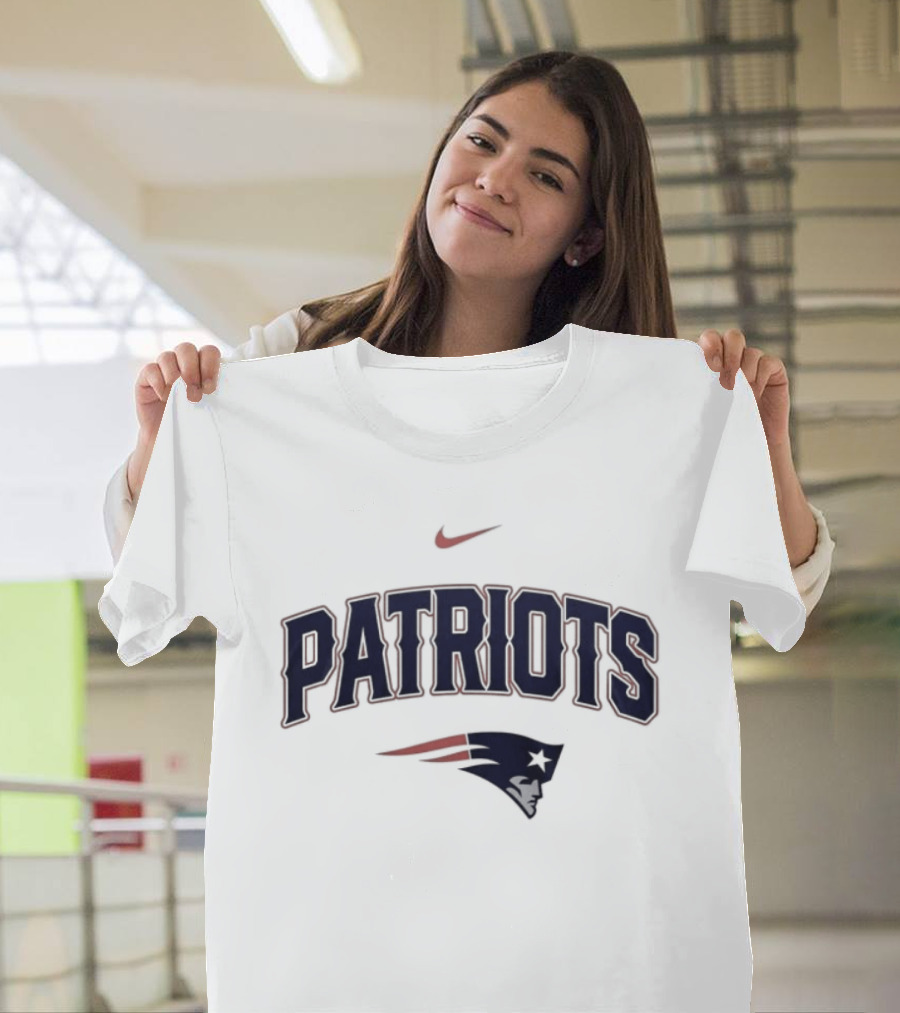 Snoopy Charlie Brown New England Patriots Put On The Armor Of God Let's Go Patriots Nike Patriots T-Shirt