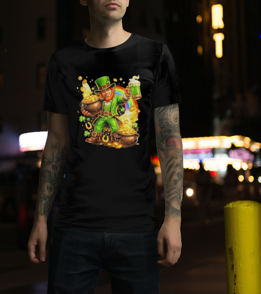 St Patricks Day Irish Leprechaun Cheers With Pot Of Gold And Rainbow Luck T-Shirt