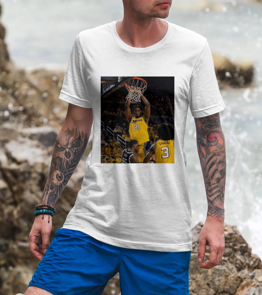 Morez Johnson Jr. Dunk Michigan Vs Carr Cadeau Basketball Moment T-Shirt